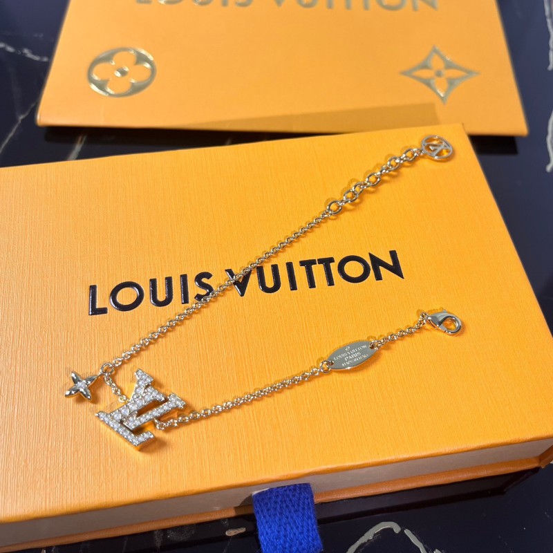 LV Necklace / Bracelet 