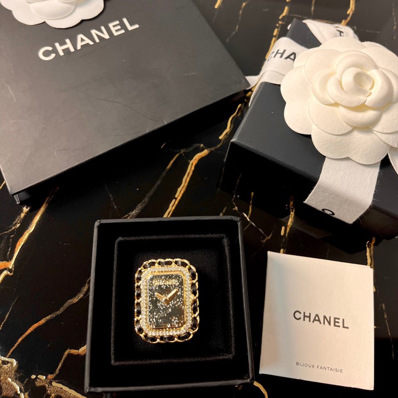 Chanel Ring