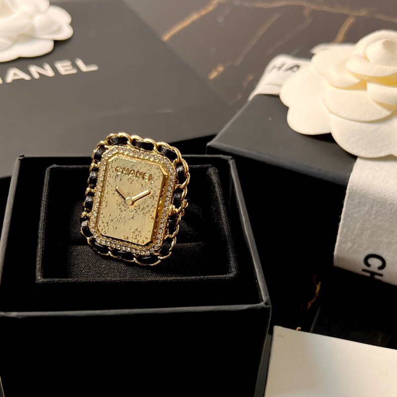 Chanel Ring