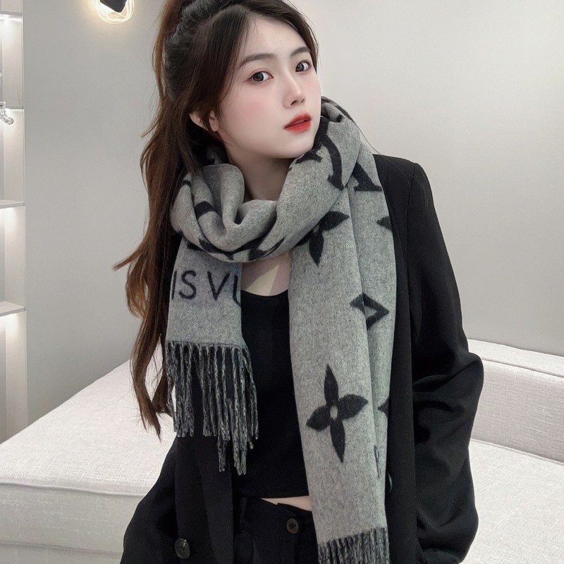 LV Scarf