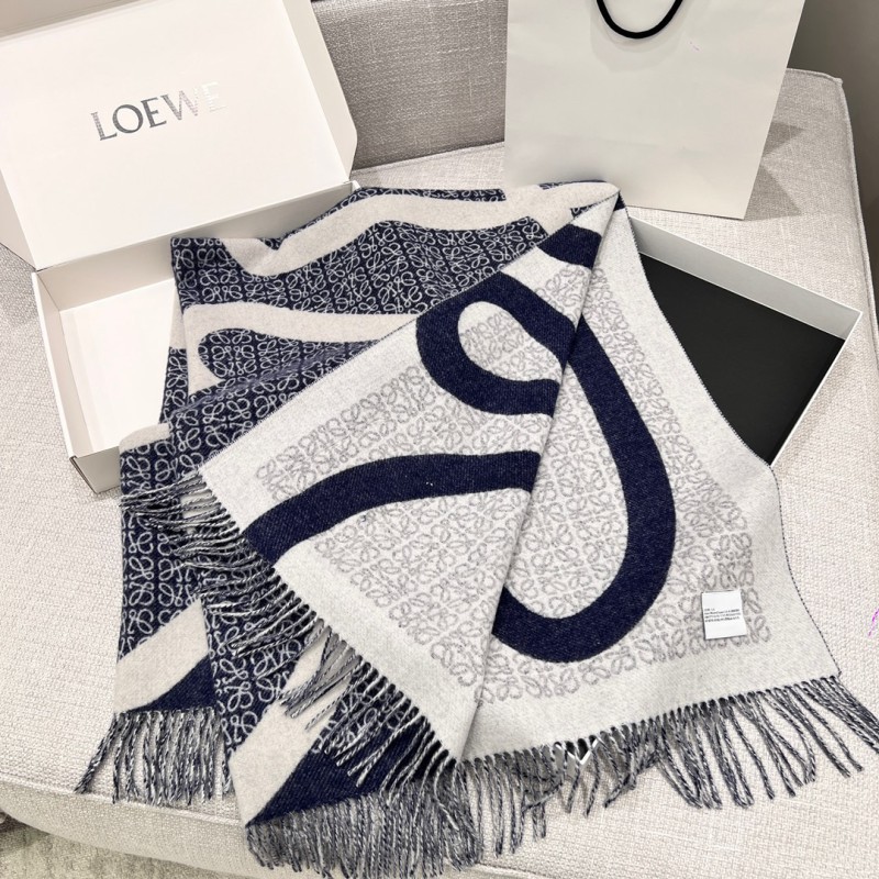 Loewe Blanket