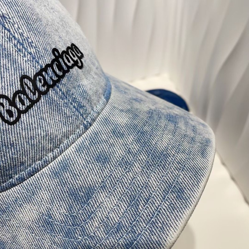 Balenciaga Cap