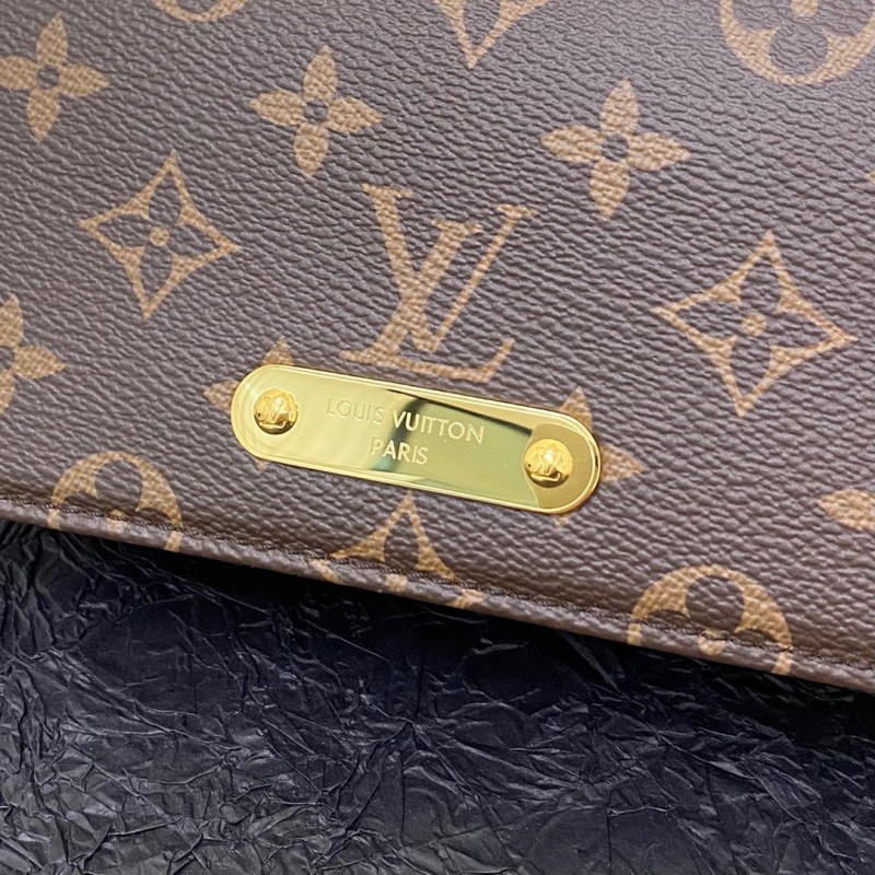 LV Lily WOC