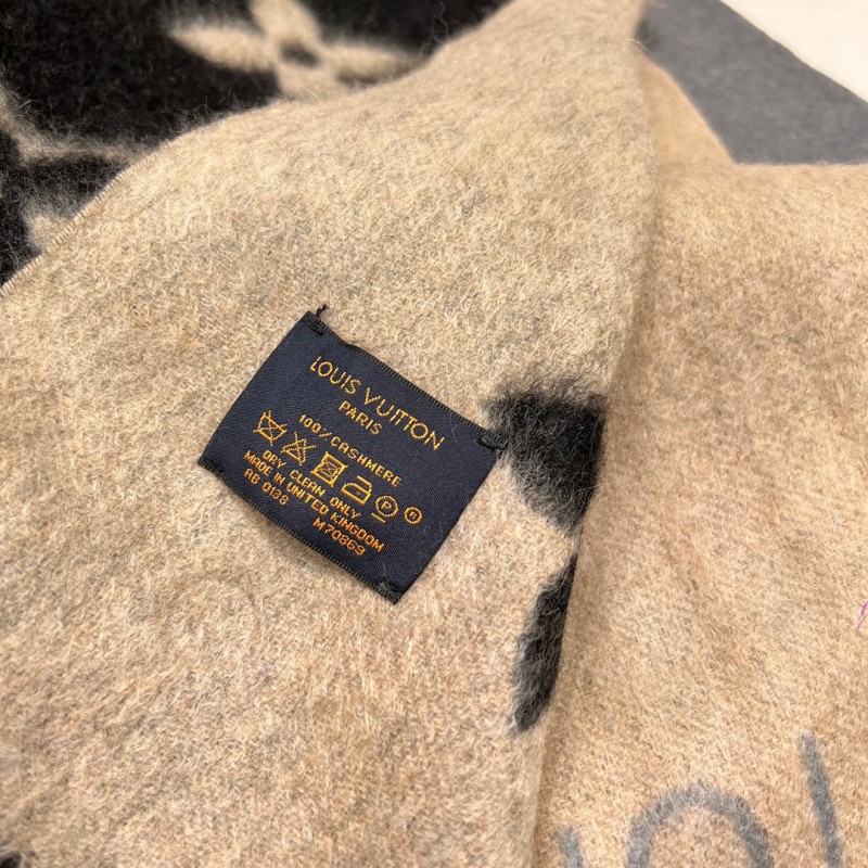 LV Scarf