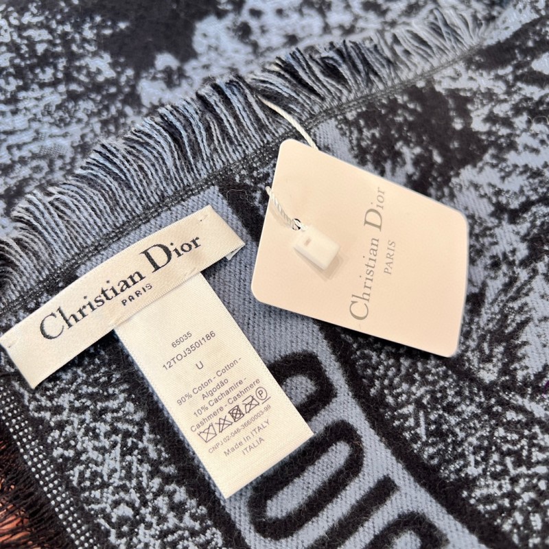 Dior Shawl