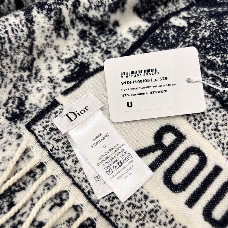 Dior Shawl