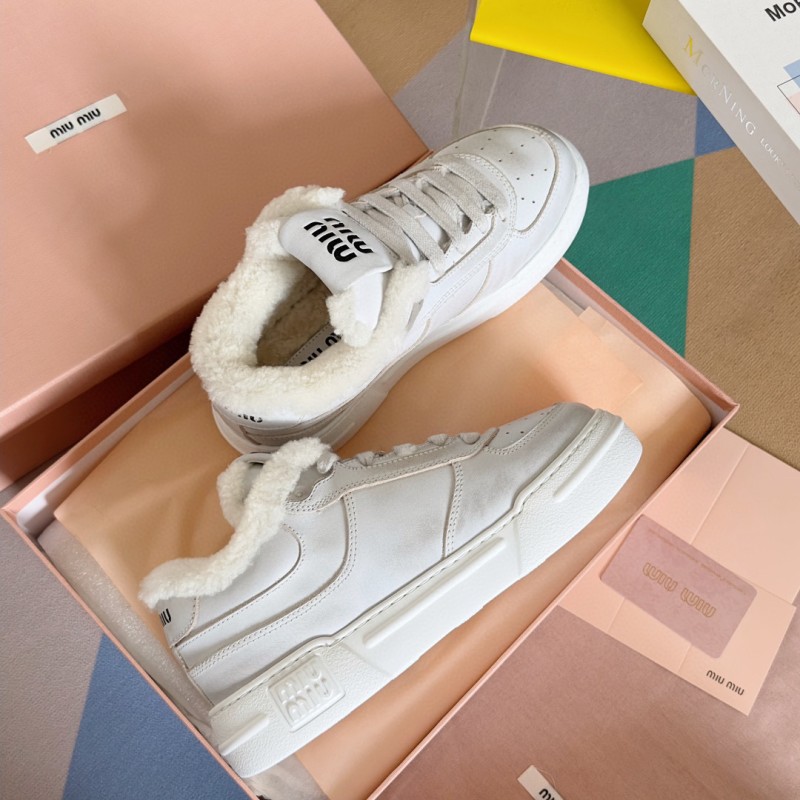 MiuMiu Casual Sneaker