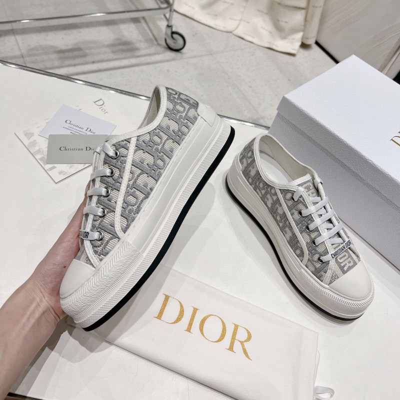 Dior Walk 'n' Dior Sneaker