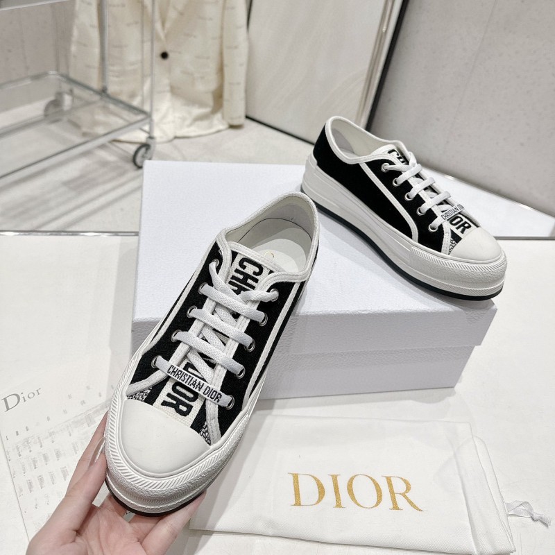 Dior Walk 'n' Dior Sneaker