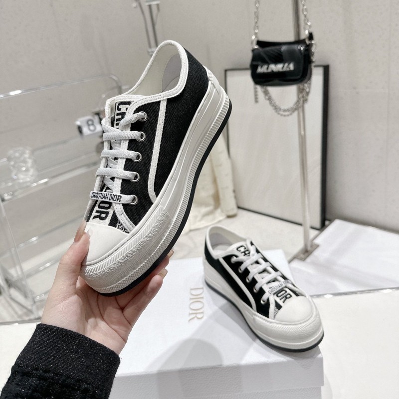 Dior Walk 'n' Dior Sneaker