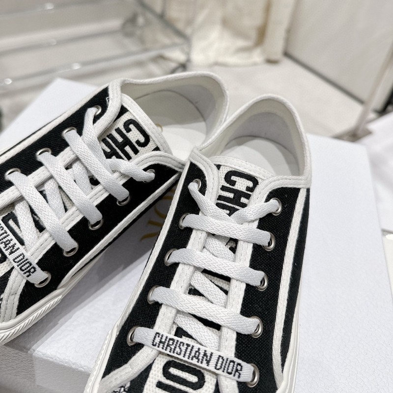 Dior Walk 'n' Dior Sneaker