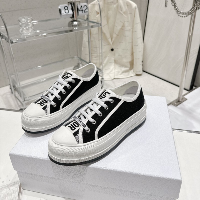 Dior Walk 'n' Dior Sneaker