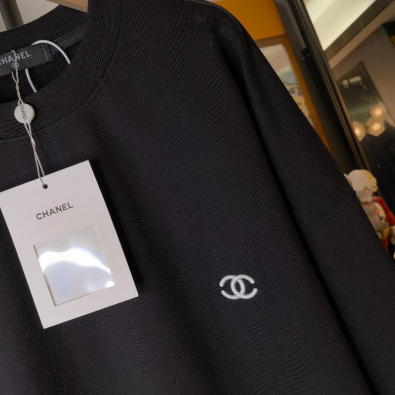 Chanel Unisex Sweater