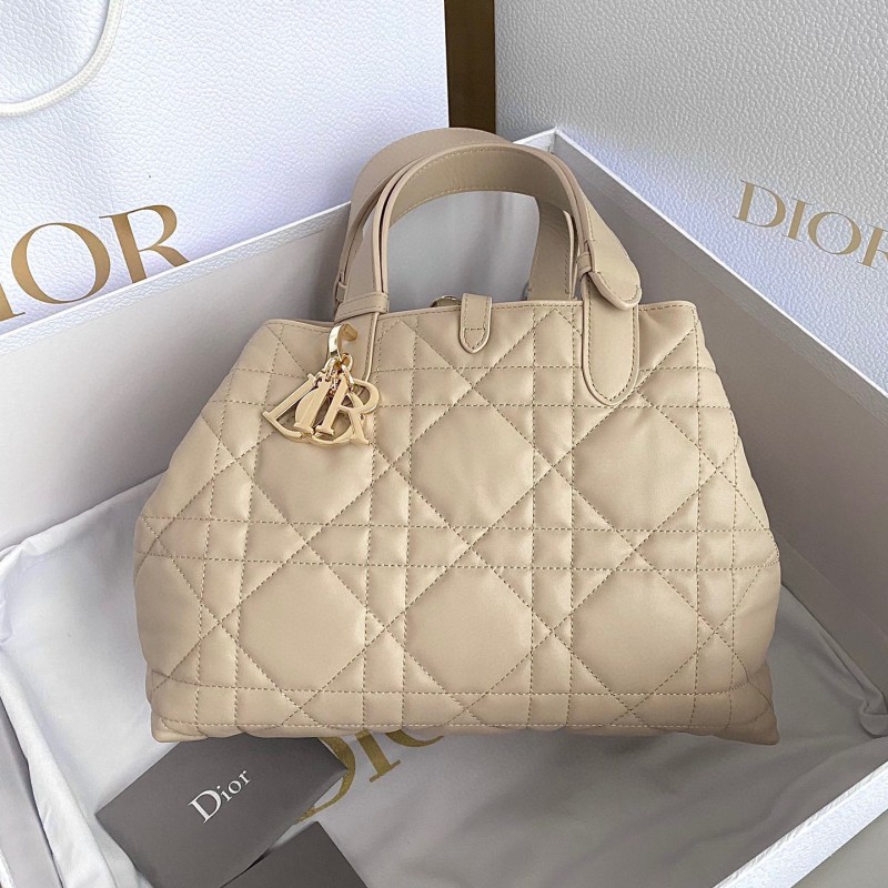 Dior Toujours