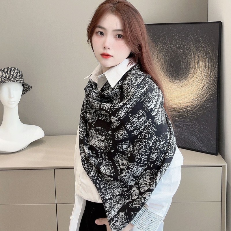 Dior Shawl