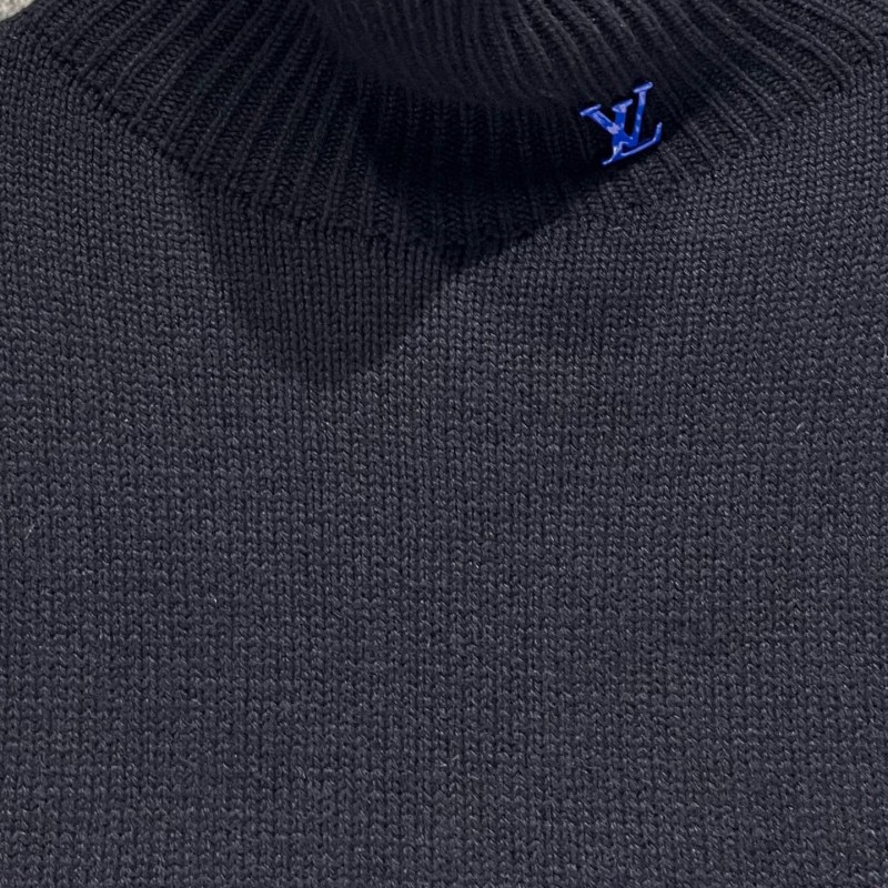 LV Turtleneck Sleevesness Sweater