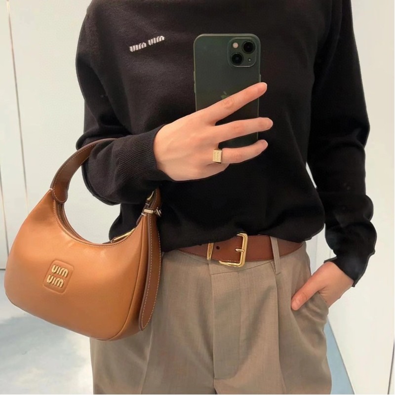 MiuMiu Hobo