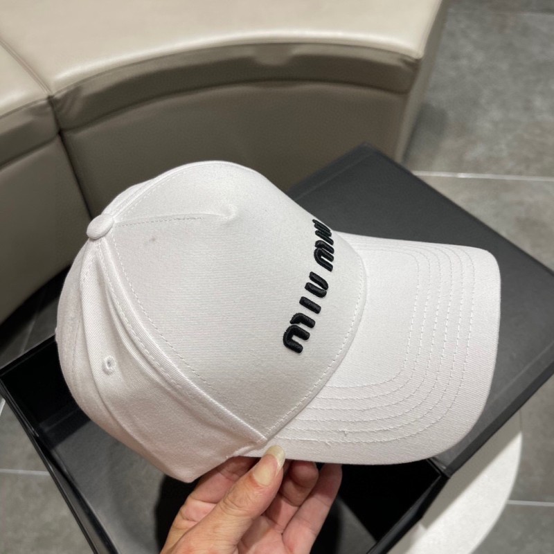 MiuMiu Cap