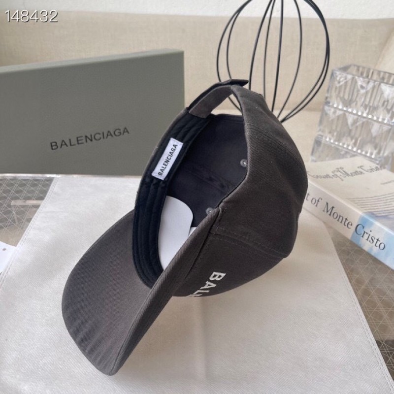 Balenciaga Cap