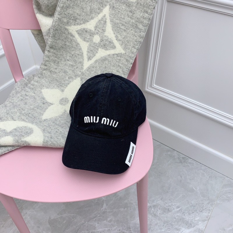 MiuMiu Cap