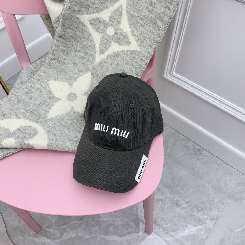 MiuMiu Cap