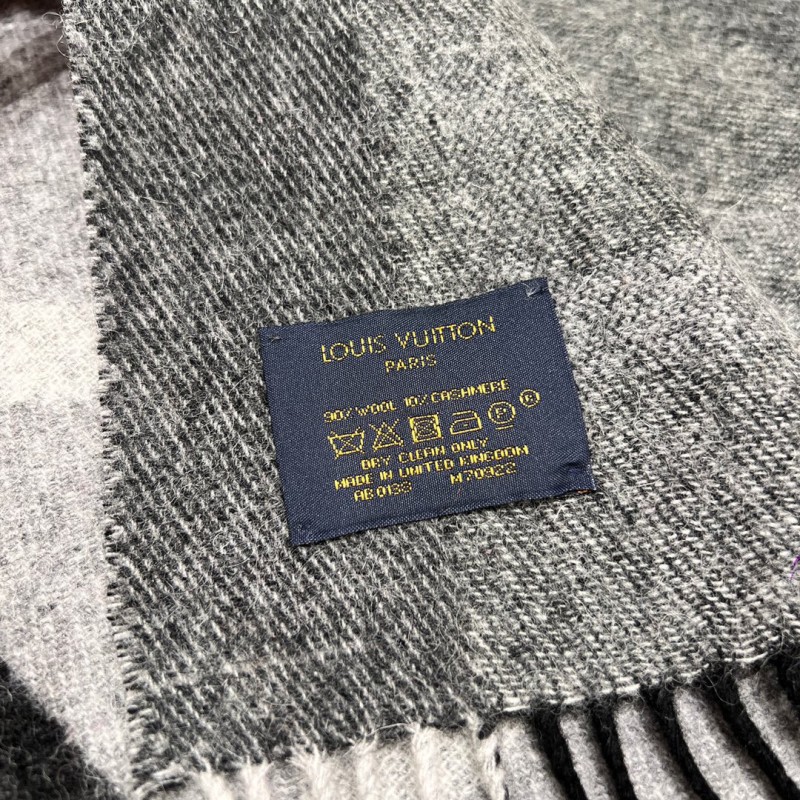 LV Scarf