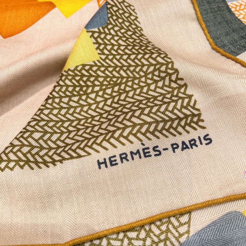 Hermes Shawl