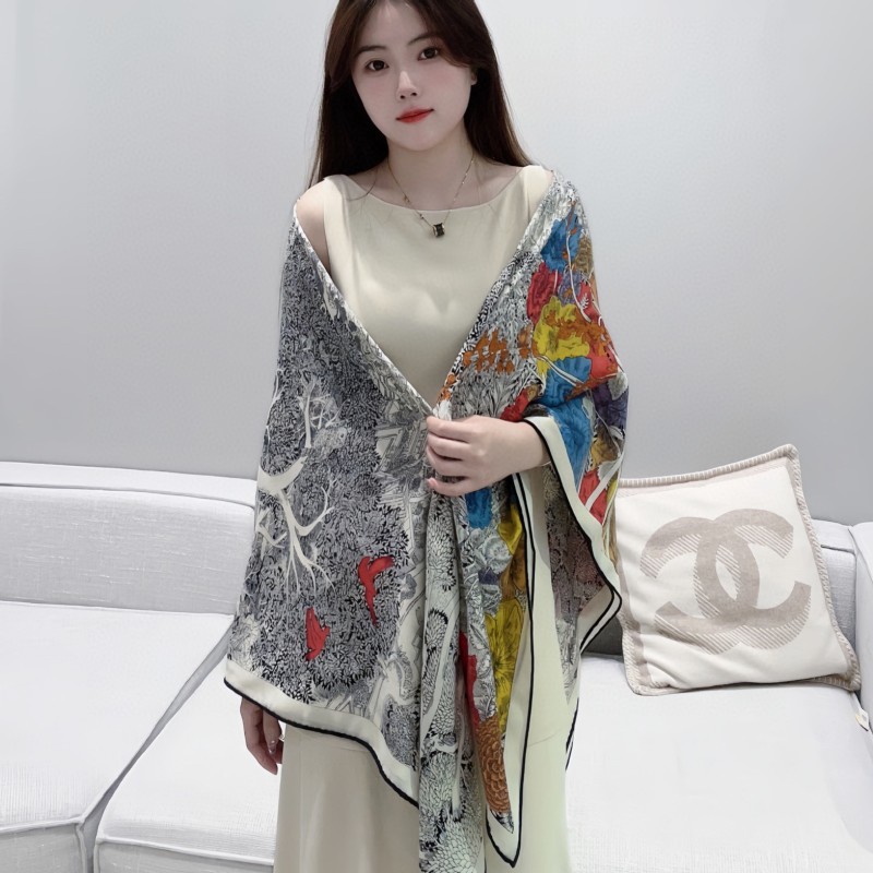 Hermes Shawl