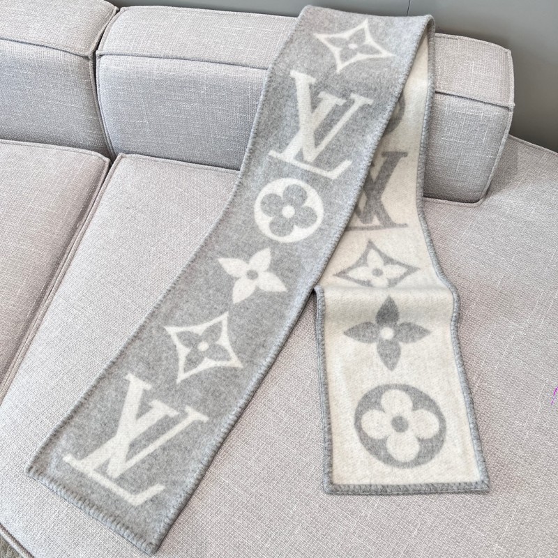 LV Scarf