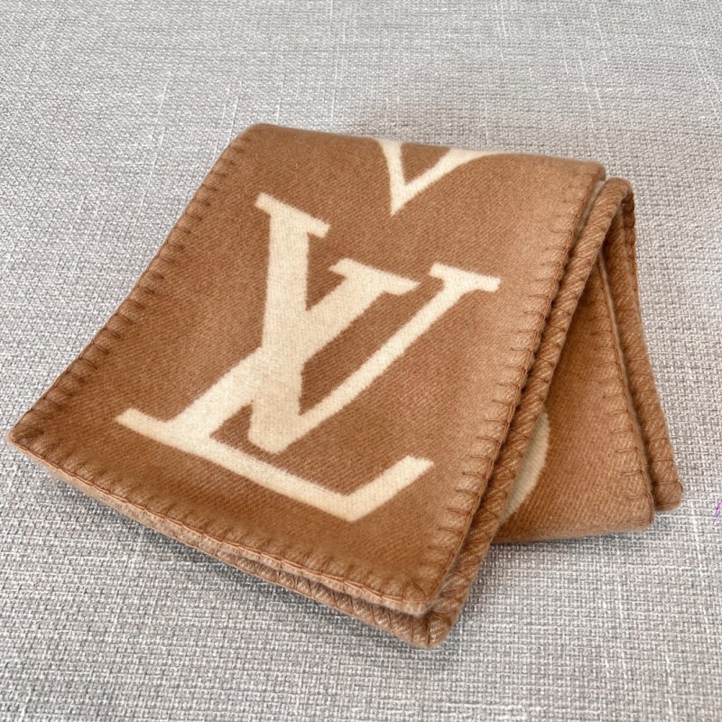 LV Scarf