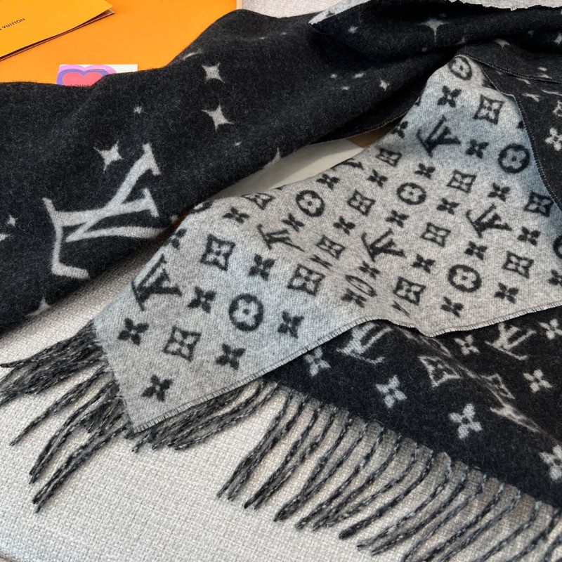 LV Scarf