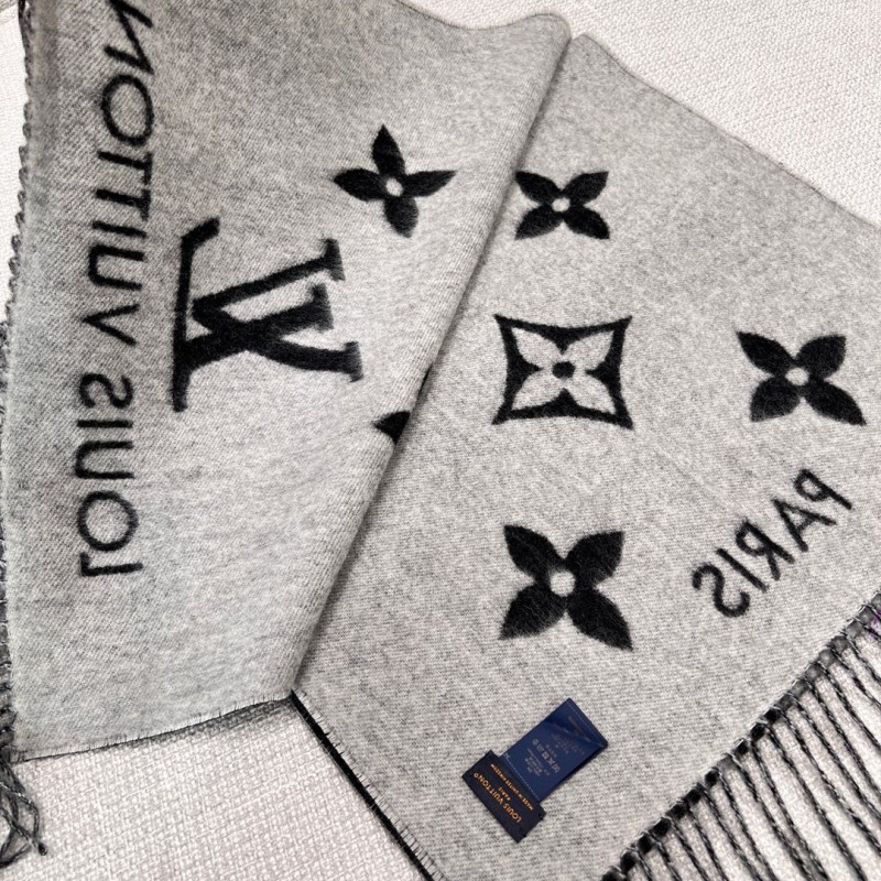 LV Scarf