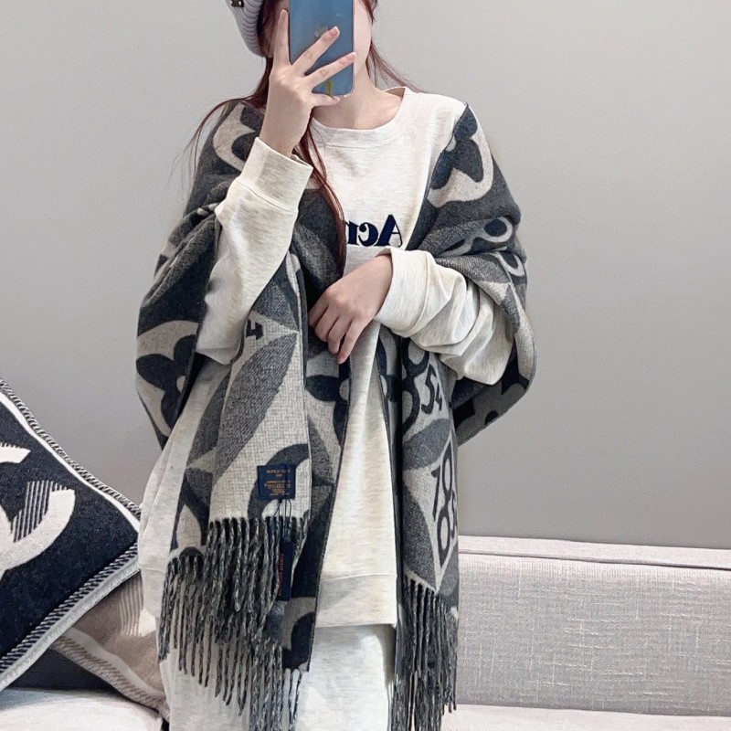 LV Shawl