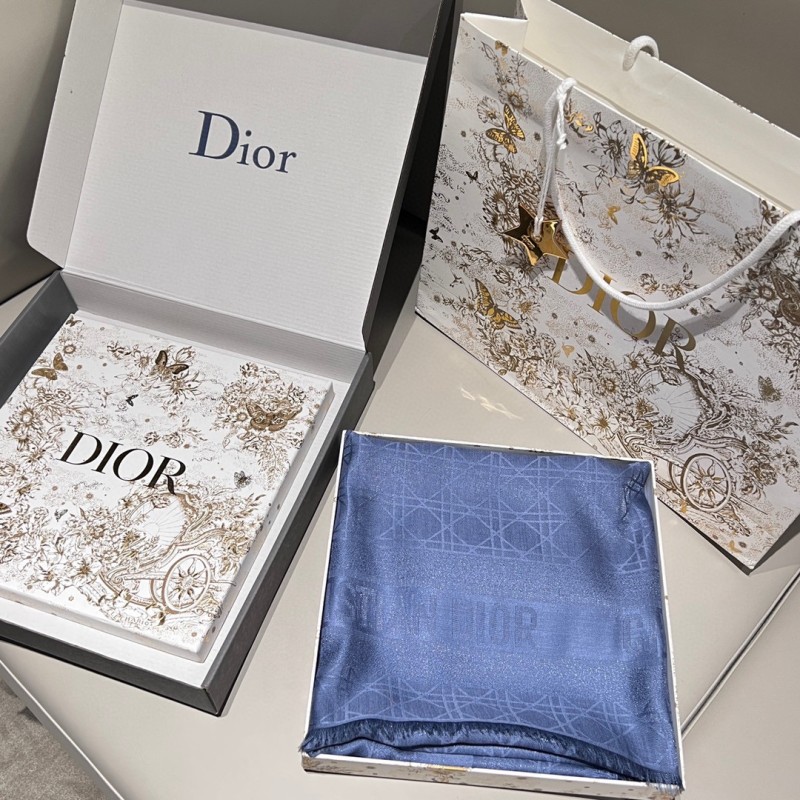 Dior Shawl