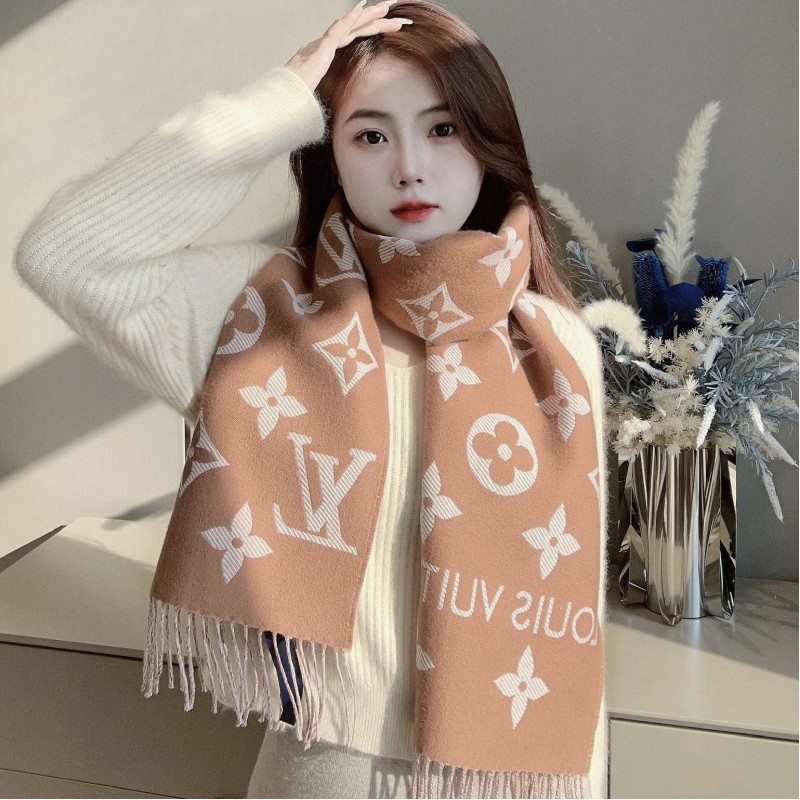 LV Scarf