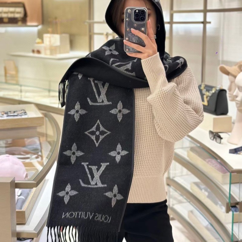 LV Scarf