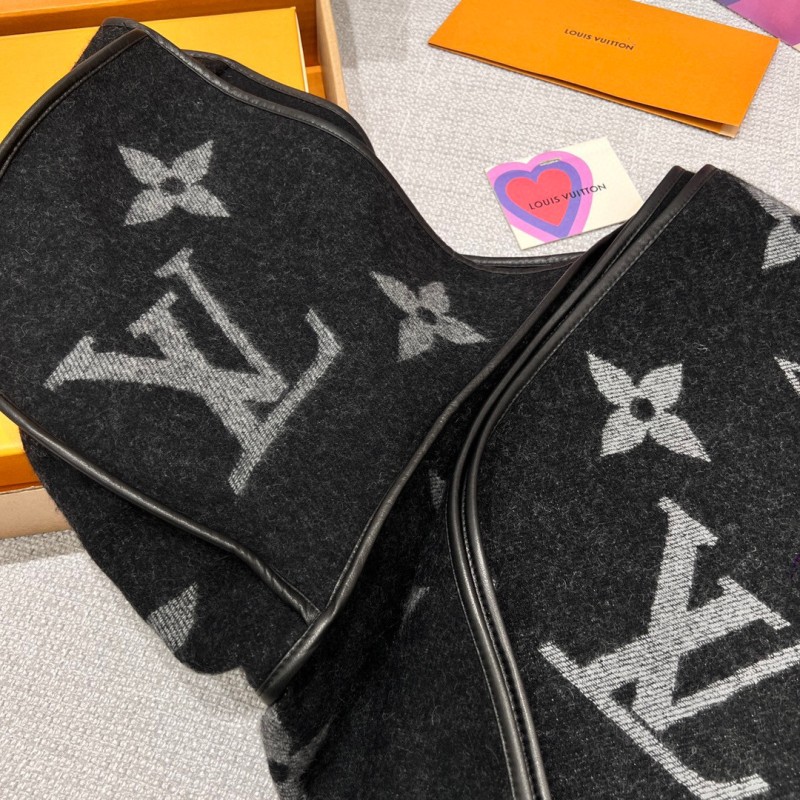 LV Scarf