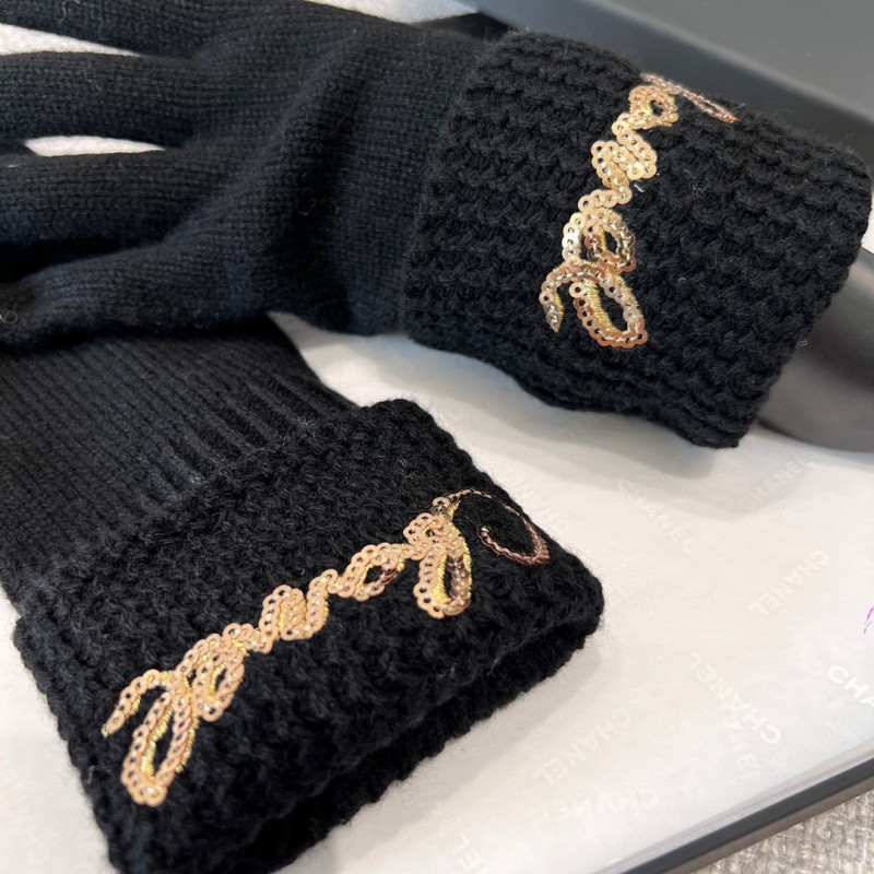 Chanel Scarf / Beanie Hat / Glove