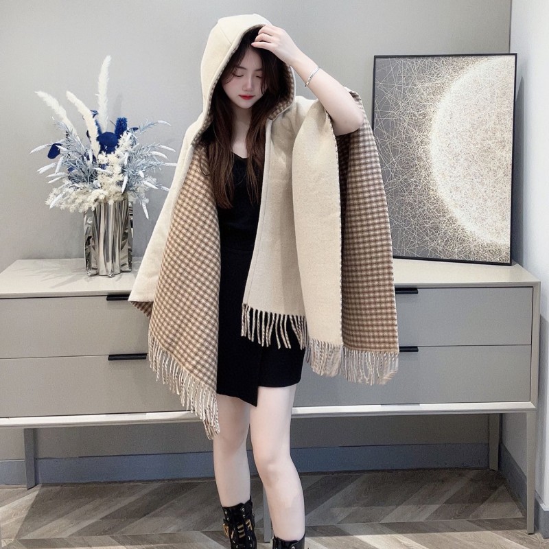 Fendi Poncho