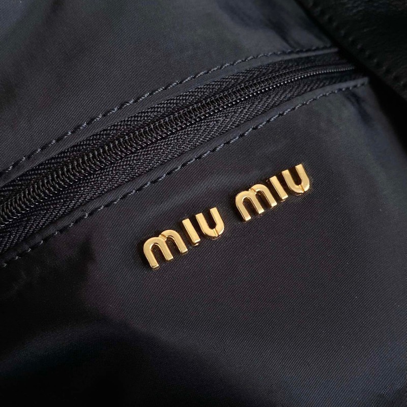 MiuMiu Hobo