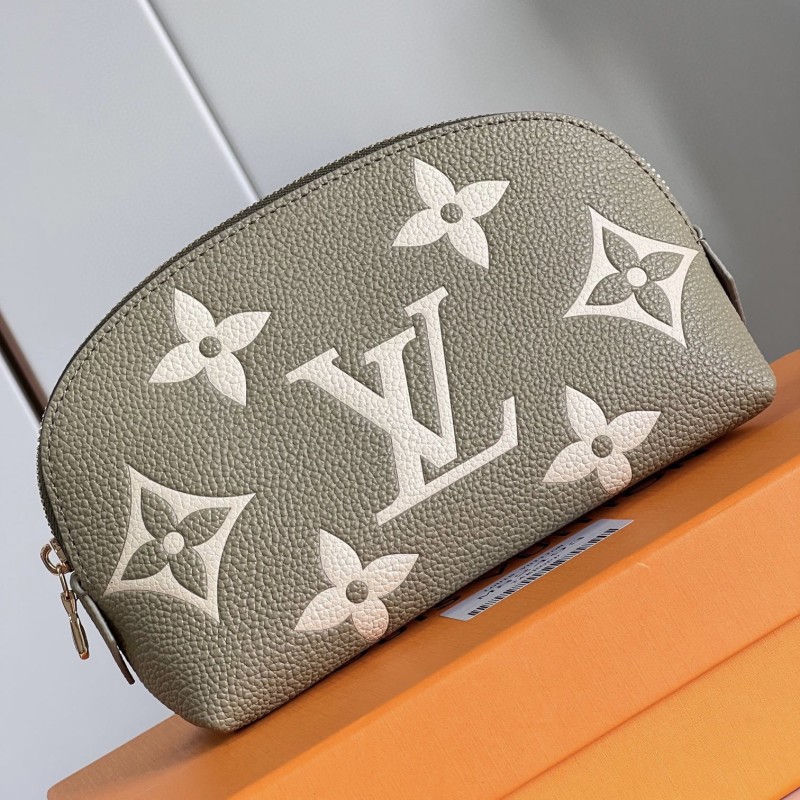 LV Pochette Cosmetique 