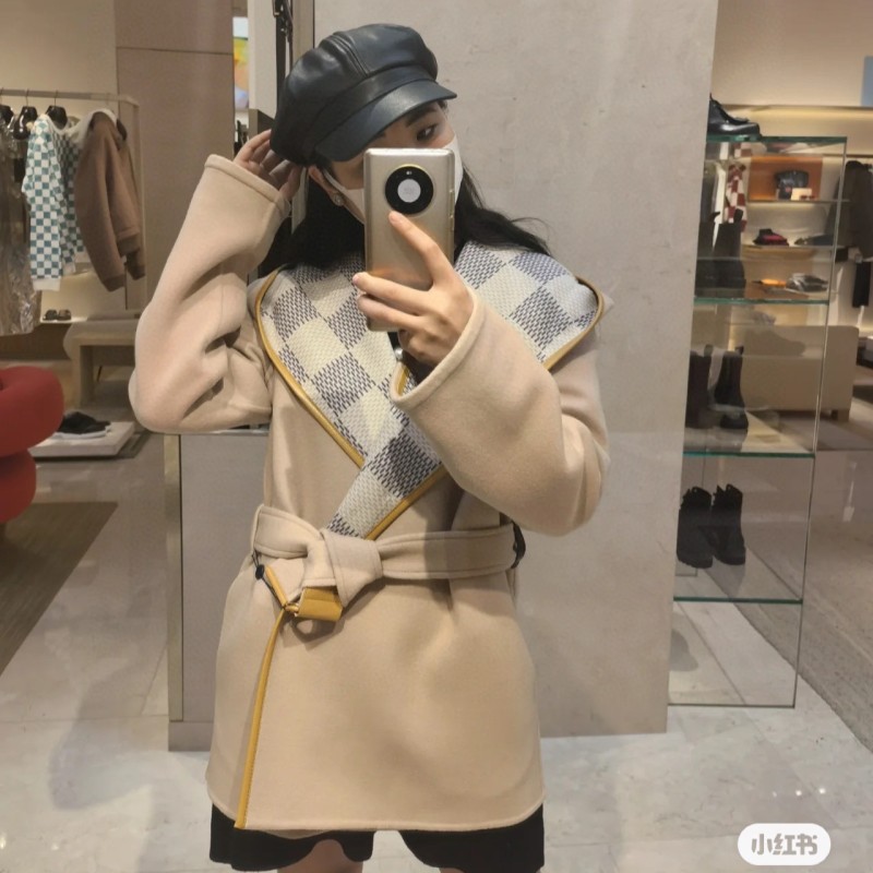 LV Coat