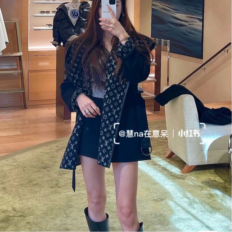 LV Coat