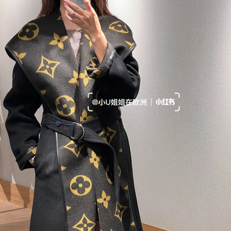 LV Coat