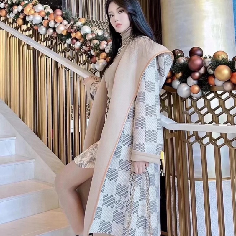 LV Coat