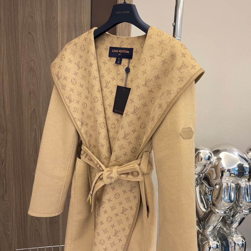 LV Coat