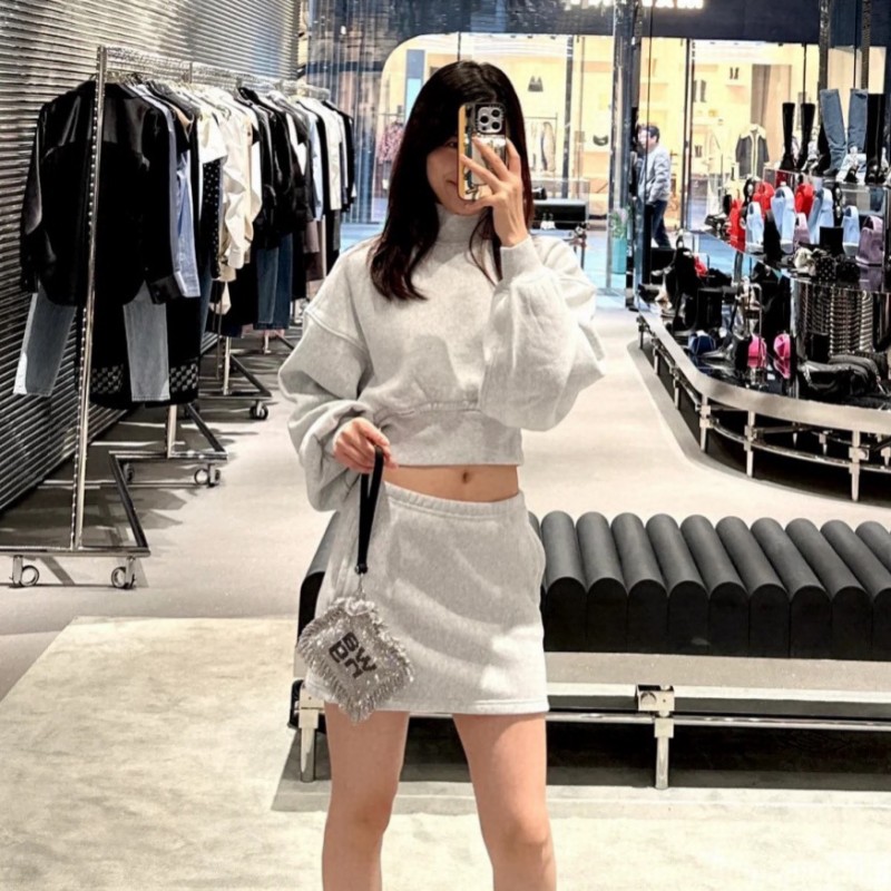 Alexander Wang Sweater & Skirts