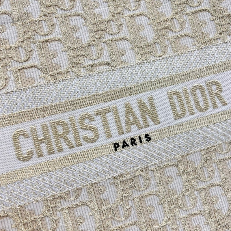 Dior Book Tote (X’mas Edition)