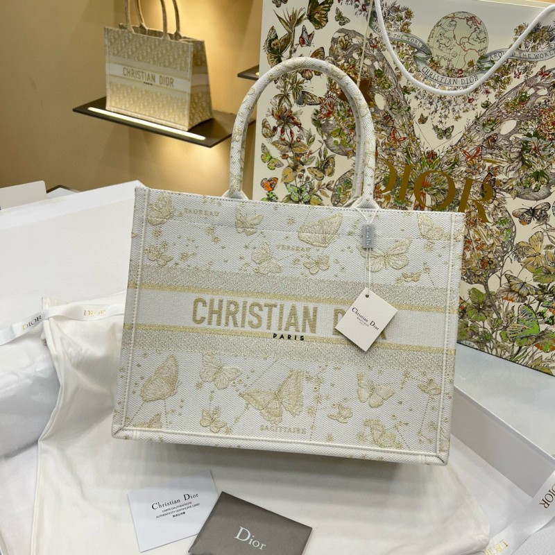 Dior Book Tote (X’mas Edition)