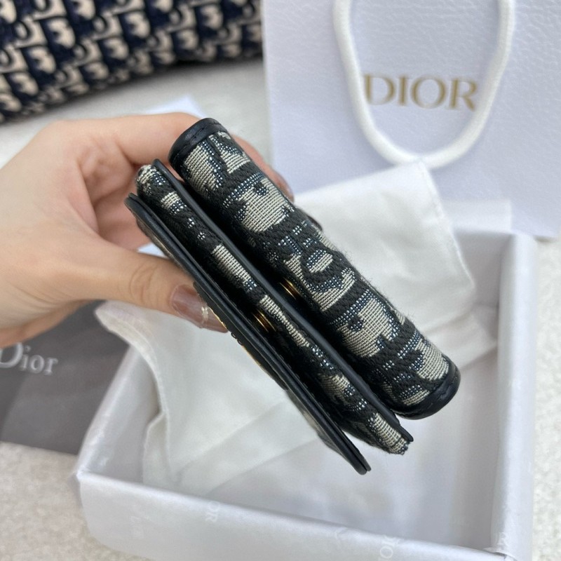 Dior 30 Montaigne Wallet